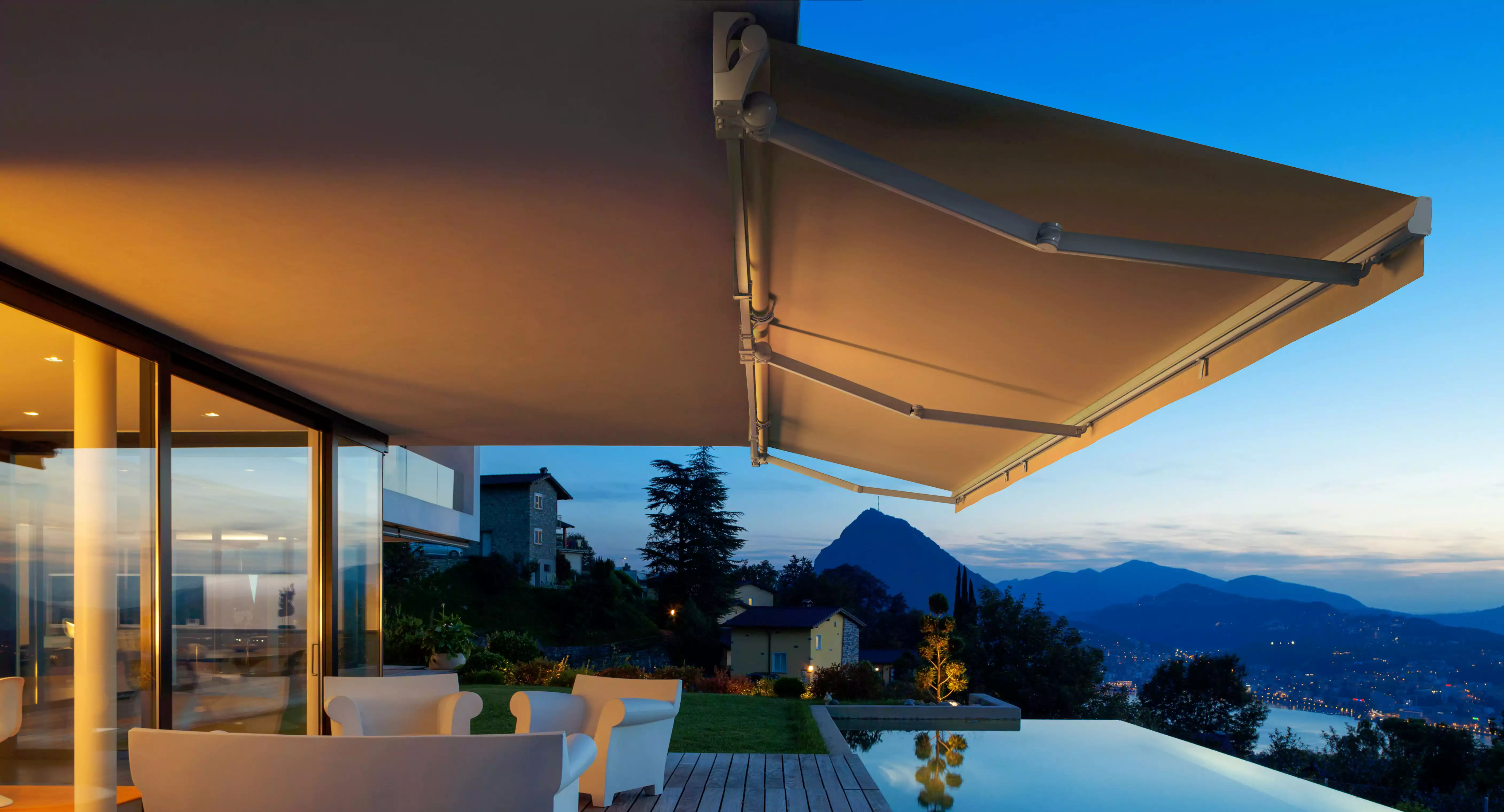 Brasilia Athena Retractable Awning Related Product Image